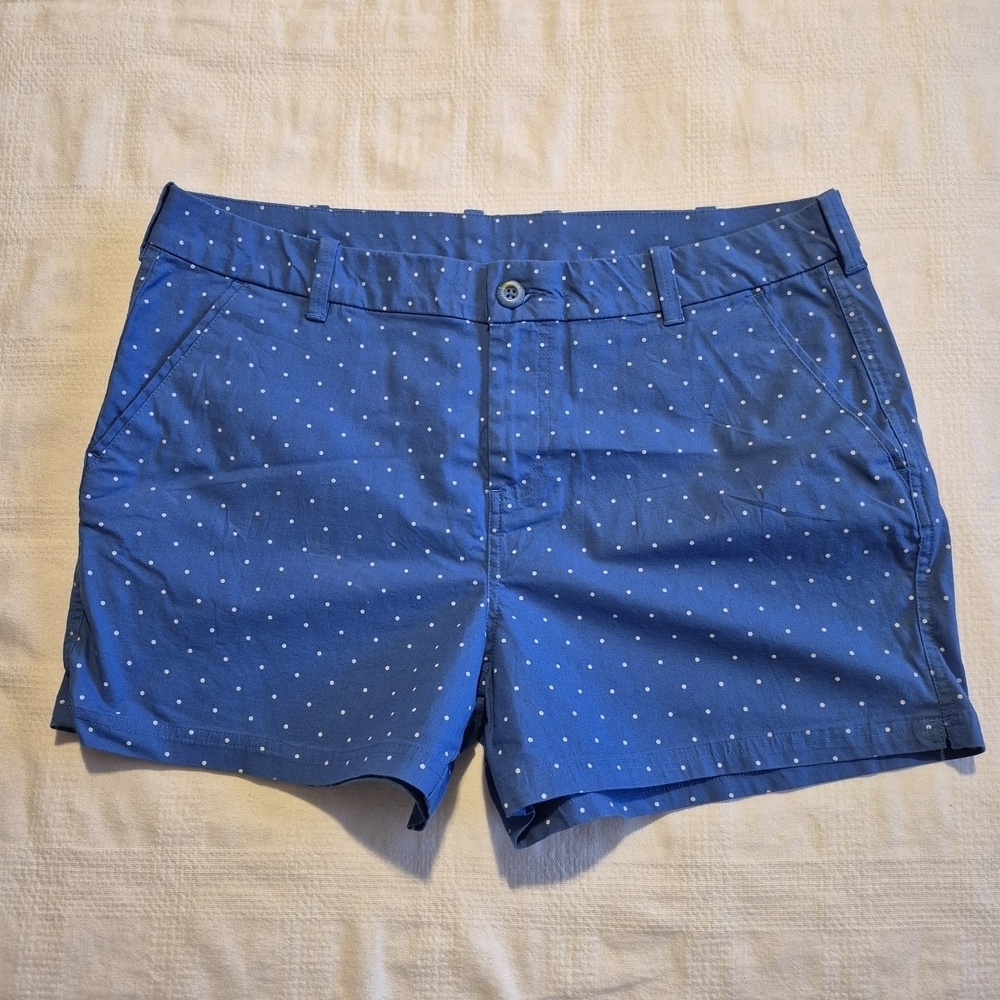 Columbia PFG women's size 16 blue with white polka dots, 4 pockets, VGUC